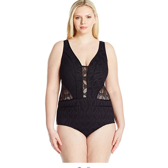 BECCA Other - Becca by Rebecca Virtue Color Play Crochet Sz 1X